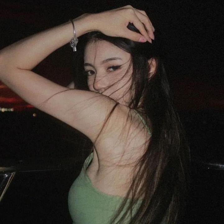 在下巴克